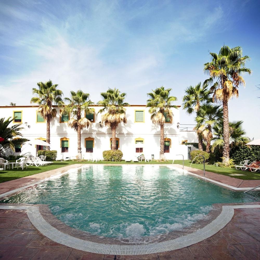 Hotel Balneario El Raposo Puebla de Sancho Perez Exterior photo