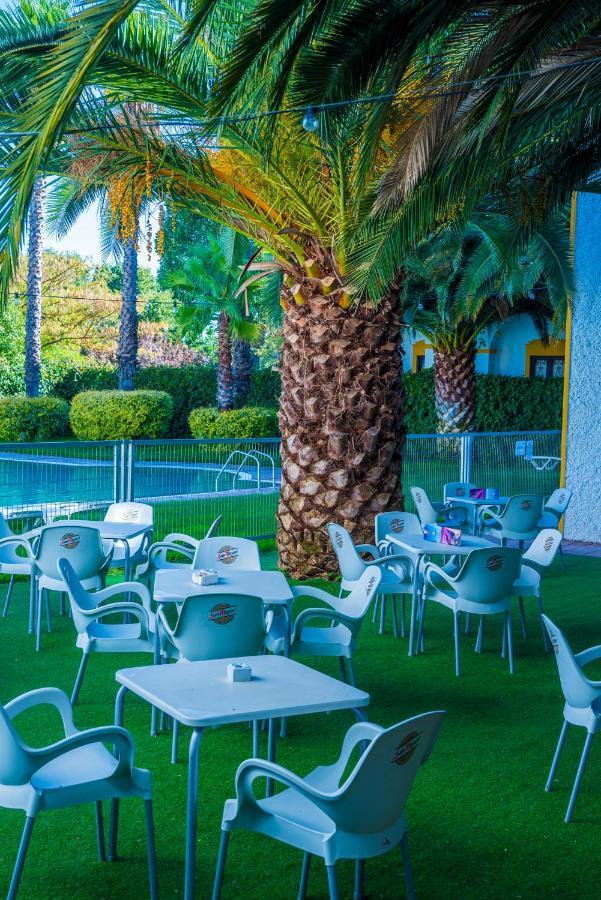 Hotel Balneario El Raposo Puebla de Sancho Perez Exterior photo